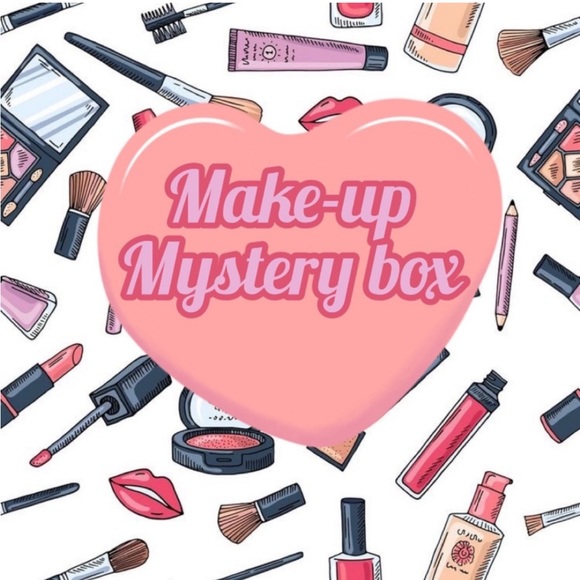 Makeup‎ mystery box - Picture 1 of 1